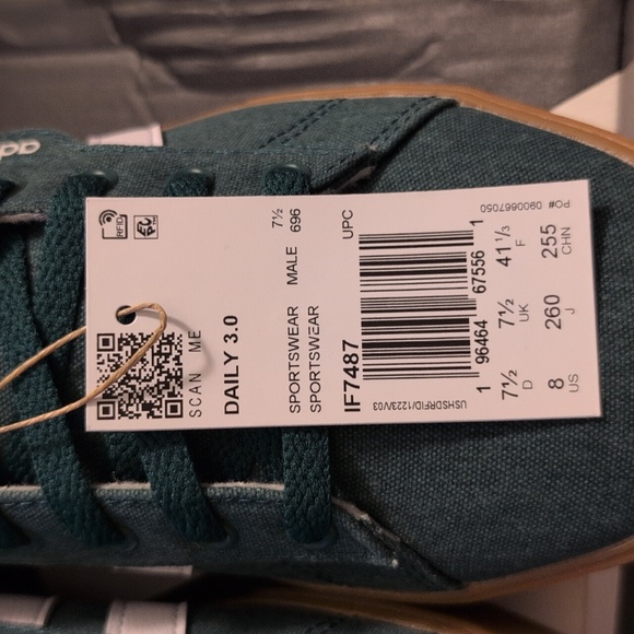 Size 8 Men/Women's 9 - Adidas Daily 3.0 Collegiate Green Gum Sneakers - Picture 2 of 5